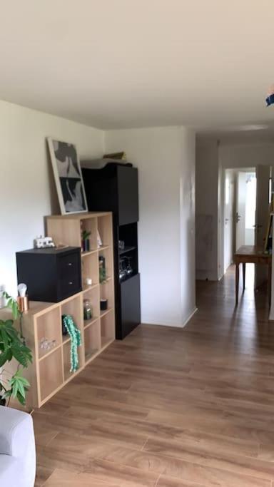 Appartement Lumineux De 60M2 Guer Exterior photo